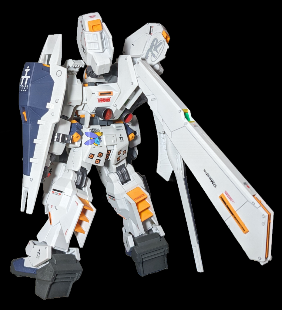 大きな改修は行わずかんたん塗装スジボリ墨入れデカール仕上げ