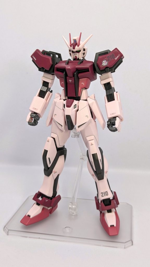 本体は肩と足首の配色を替えました。