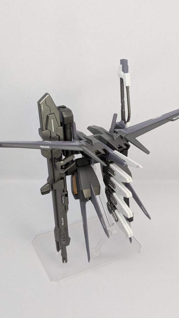 ストライカ－パックはグレ－系でまとめました。