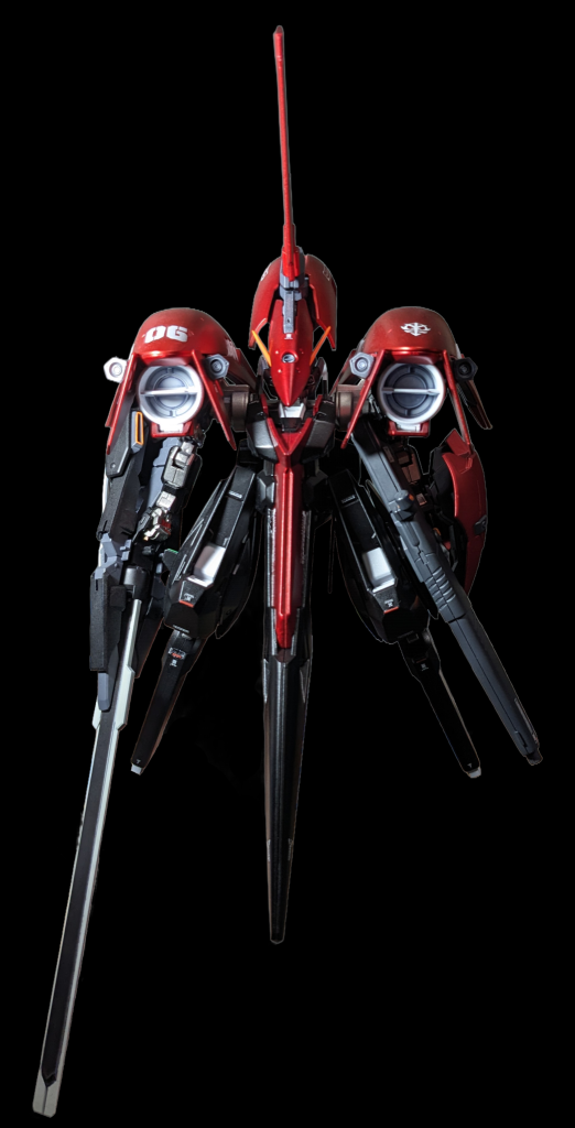 この機体に限った話ではないですが、塗装の関係上変形はさせない方向でひとつ…