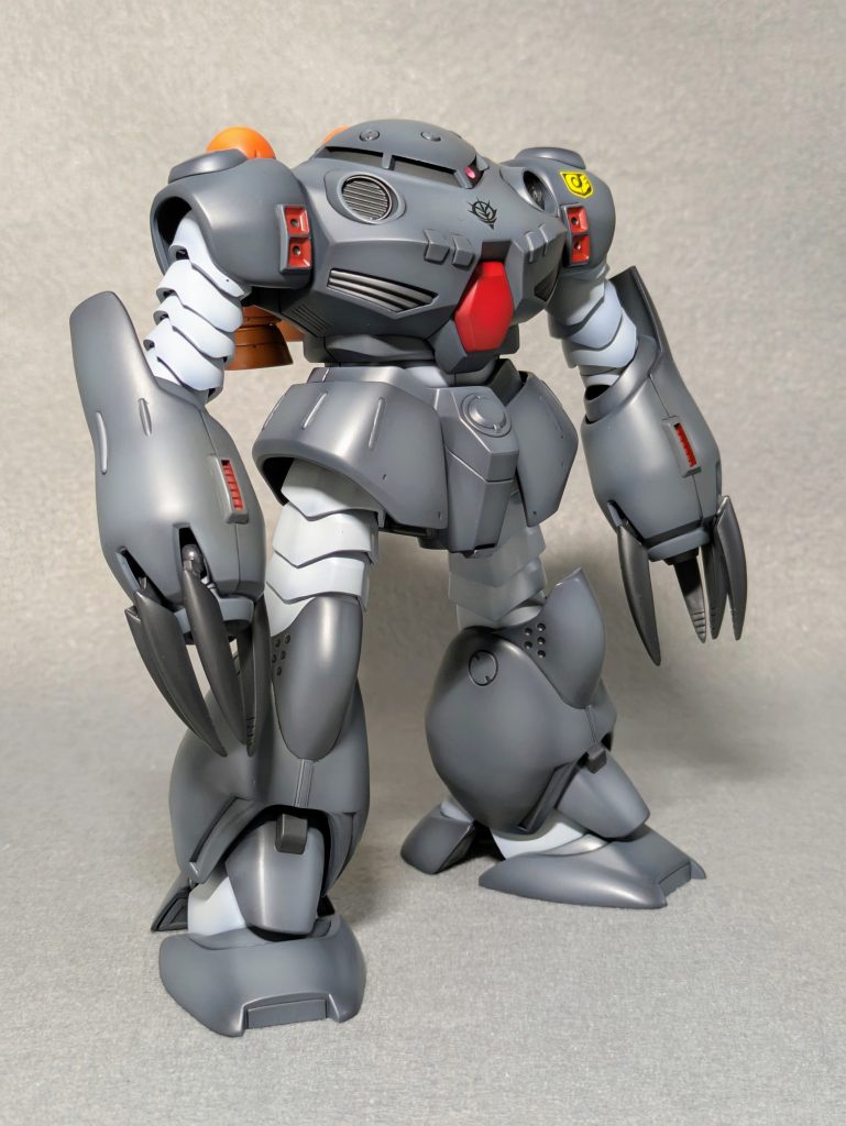 つや消し寄りの半光沢で仕上げております