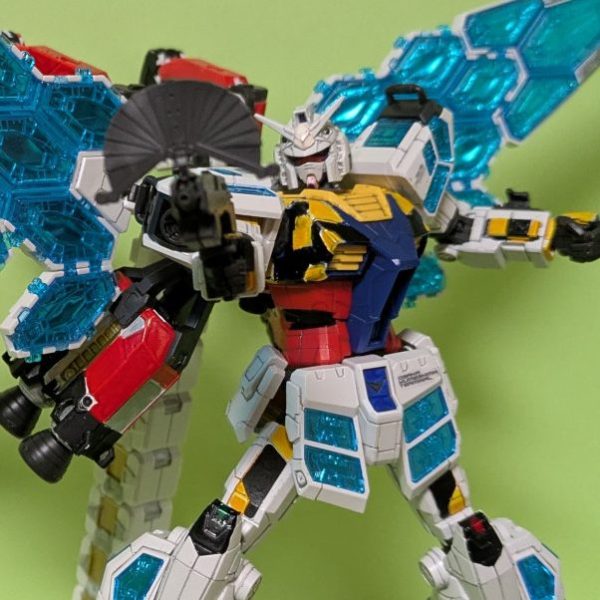 万博ガンダムのグラスフェザー
