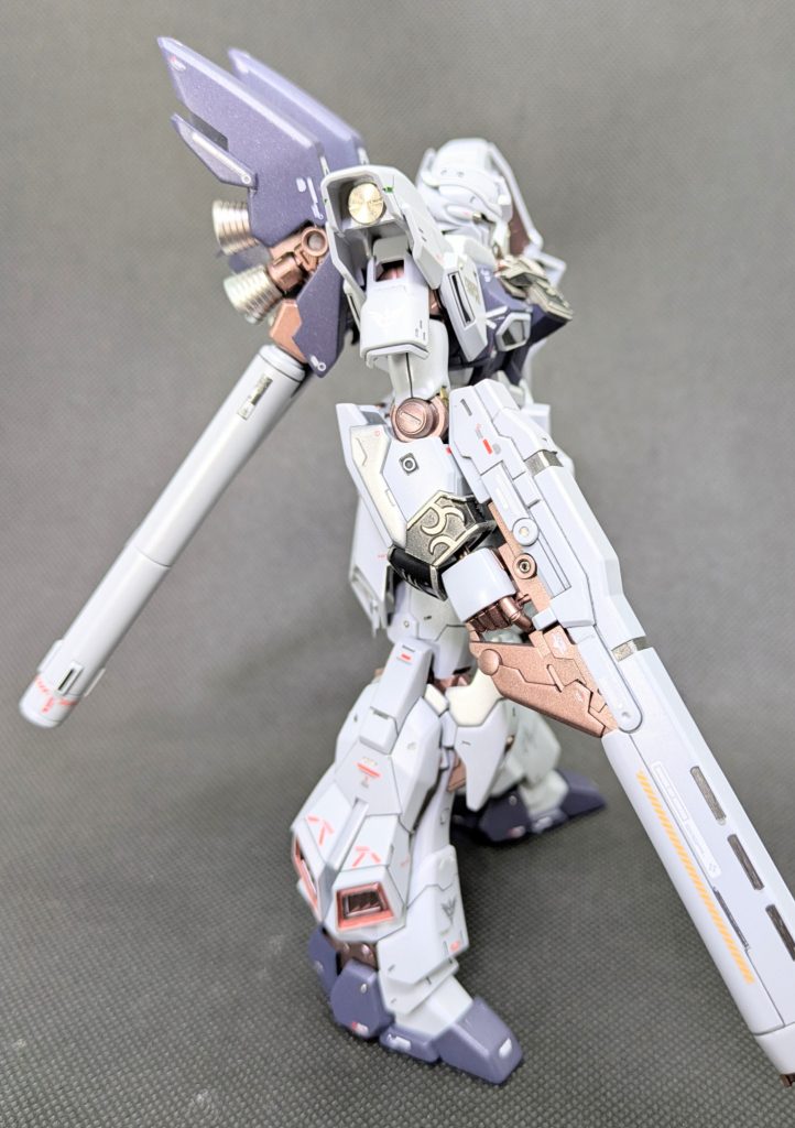 サイドショット右✨️武装類も本体に負けじとディテールアップしてます👍️