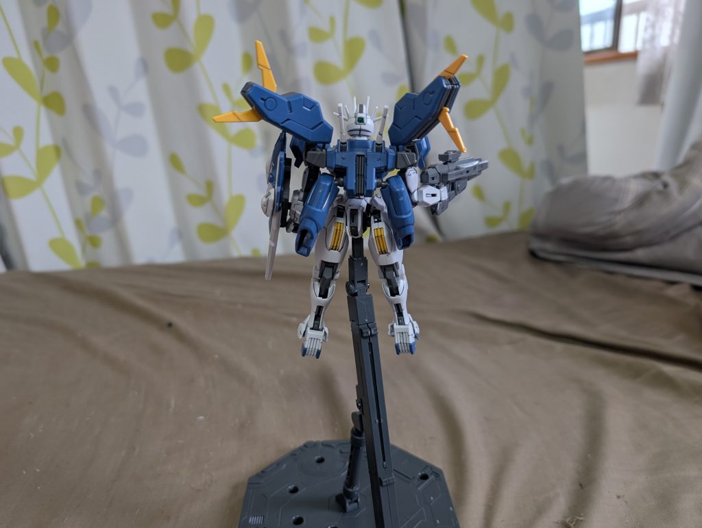 背面の図です。