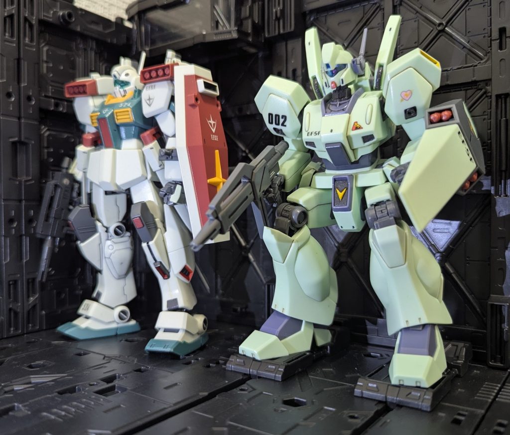 ここからは活躍想像図です。ジムIIIの横で発艦態勢に入るケーラのジェガン。もしかするとロンド・ベルに来る前はジムIIIが愛機だったかもしれませんね?