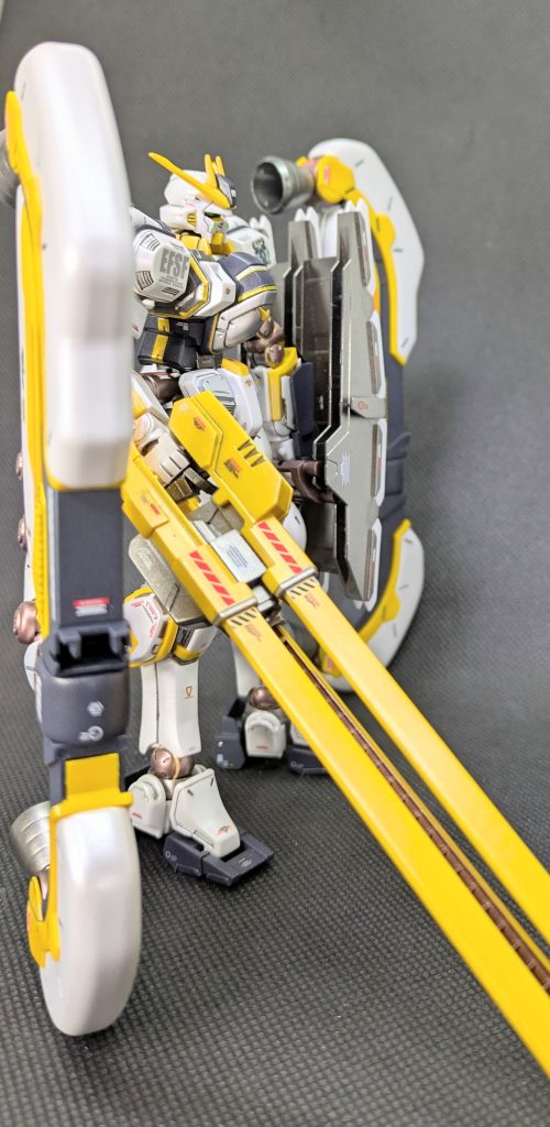 サイドショット右✨️レールガンがイエローメインなのが違和感あり…💦なんか色んな資料見たんですがいまいち設定がはっきりしないんですょね〜😅