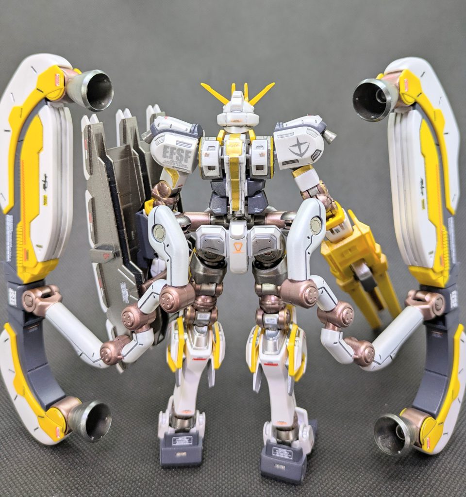 バックショット✨️もうね関節、アームをはじめ塗り分けがハンパない!😅関節部はもう妥協しまくりです(笑)