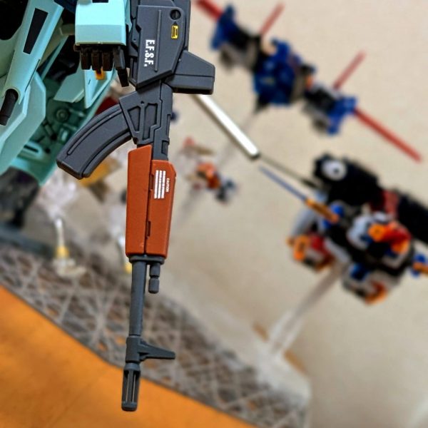 どうみても「AK」