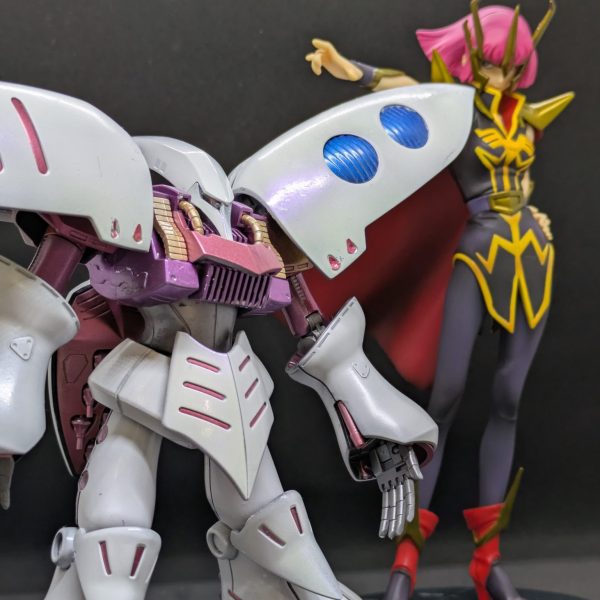 AMX−004　キュベレイ