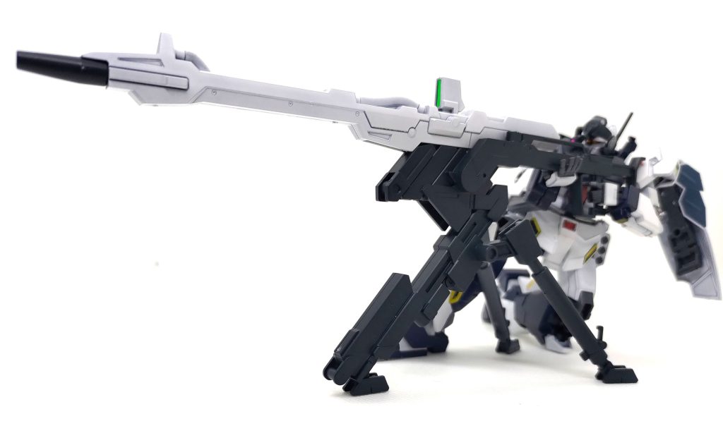 メガ・ビーム・ランチャーHi-νガンダムが似たような武装を使用してることもあって意外と様になりますねアムロが狙ったら百発百中でしょう