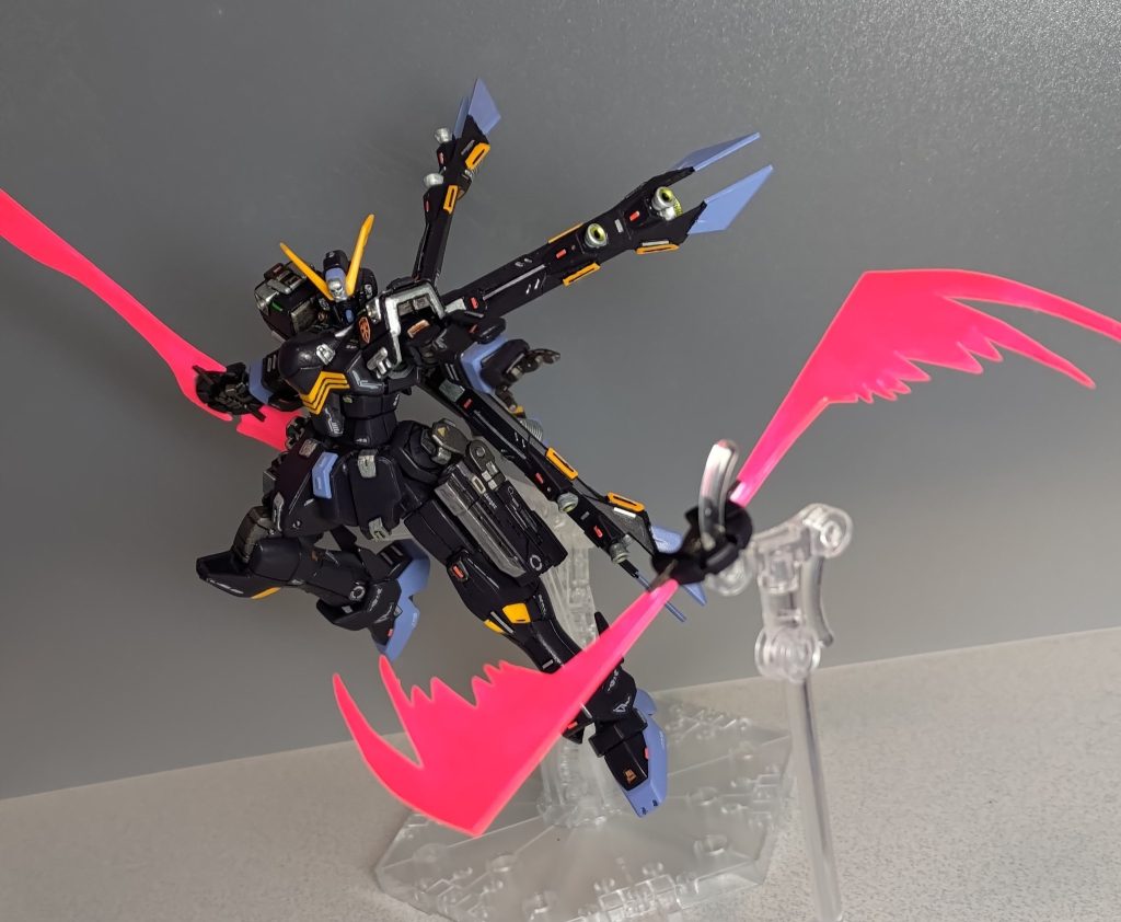 斬撃エフェクト2個を組み合わせた円形ビームブーメラン!以上、ヴァリアブル・スピード・ビーム・ライフル略してVSBR(ヴェスバー)ならぬ、ヴァリアブル・シェイプ・ビーム・エッジ略してVSBE(ヴェスビー)です!