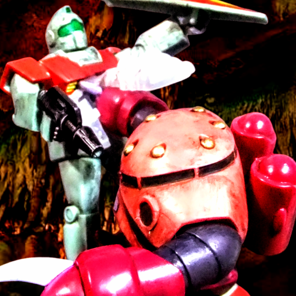 ジャブローに散る　なんちゃってジオラマ　完成　お披露目デス😁