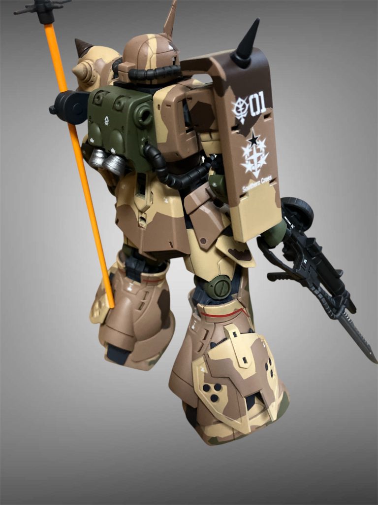 シールドはさすがにデカール使用しました