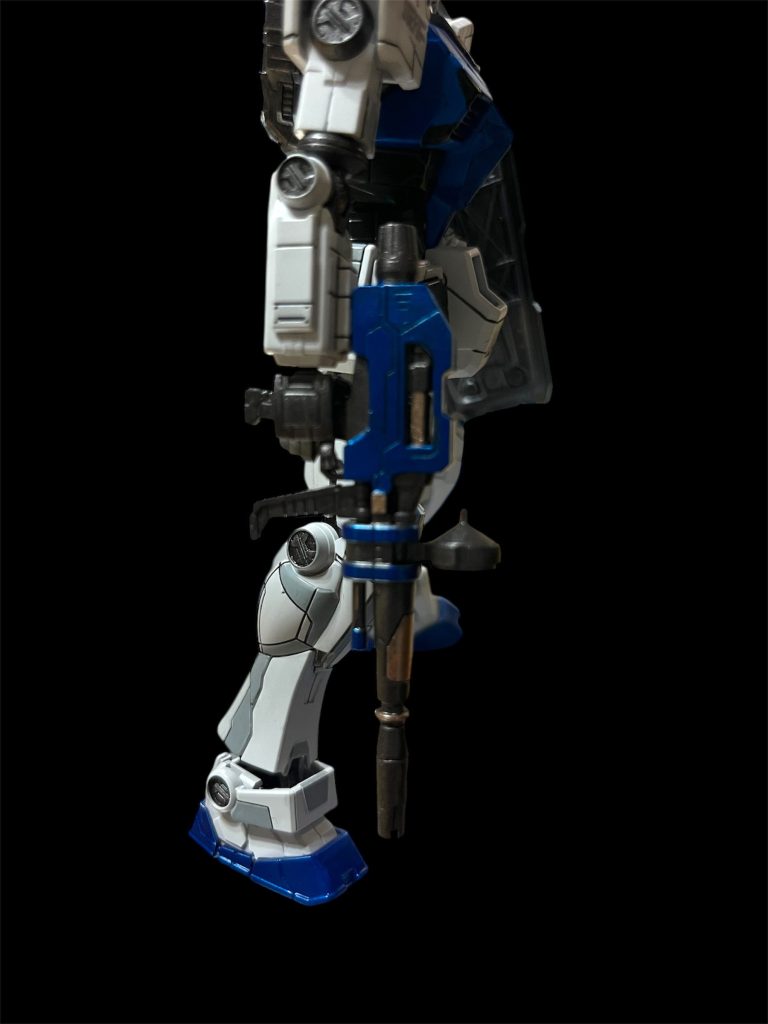 ビームライフルも塗り分けました。マスキングなしです