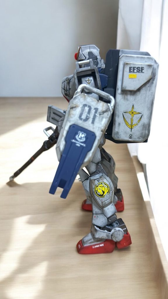 ランドセルを背負って側面