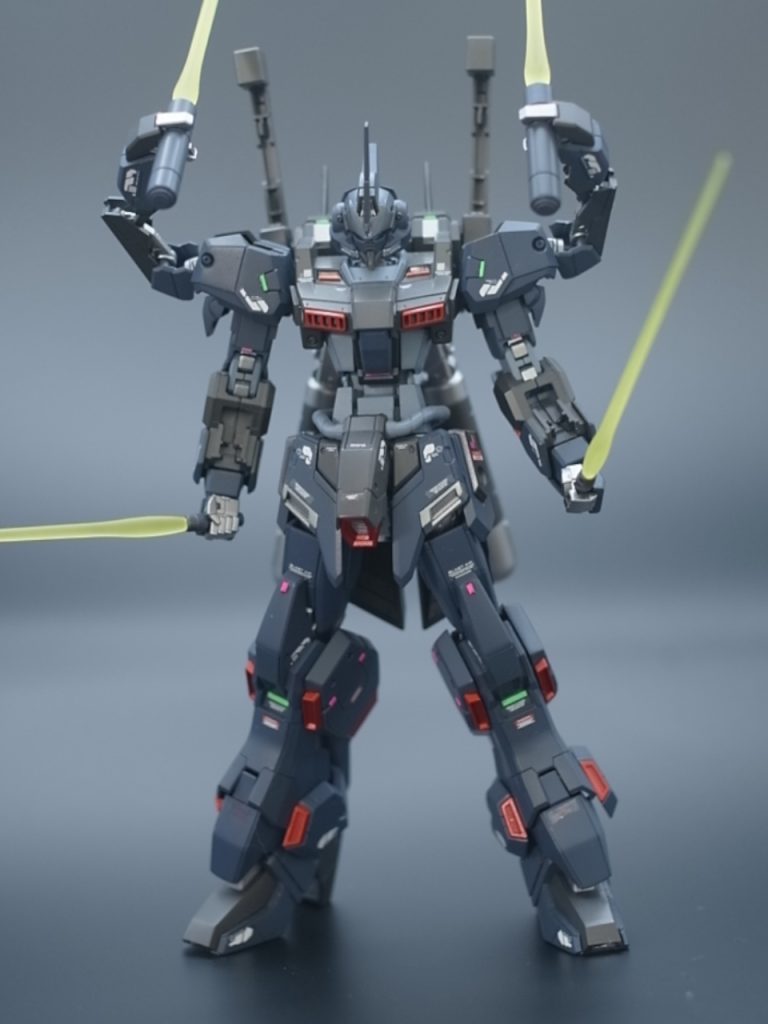 肩の可変設計は秀逸でした。ギミック大好きです。