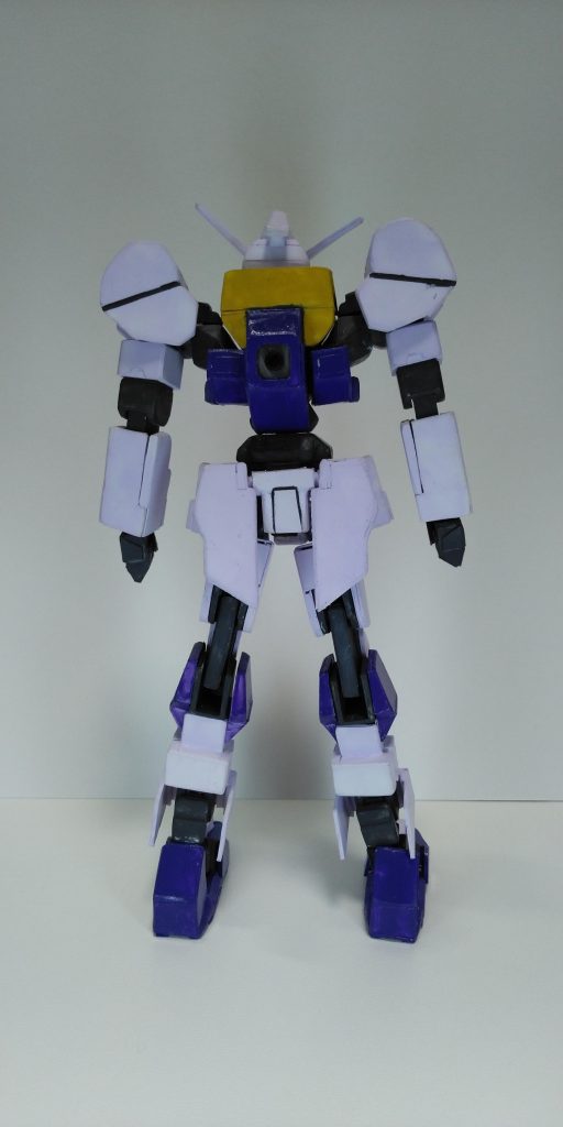 背面。拡張性を意識してポリキャップ穴を設置。