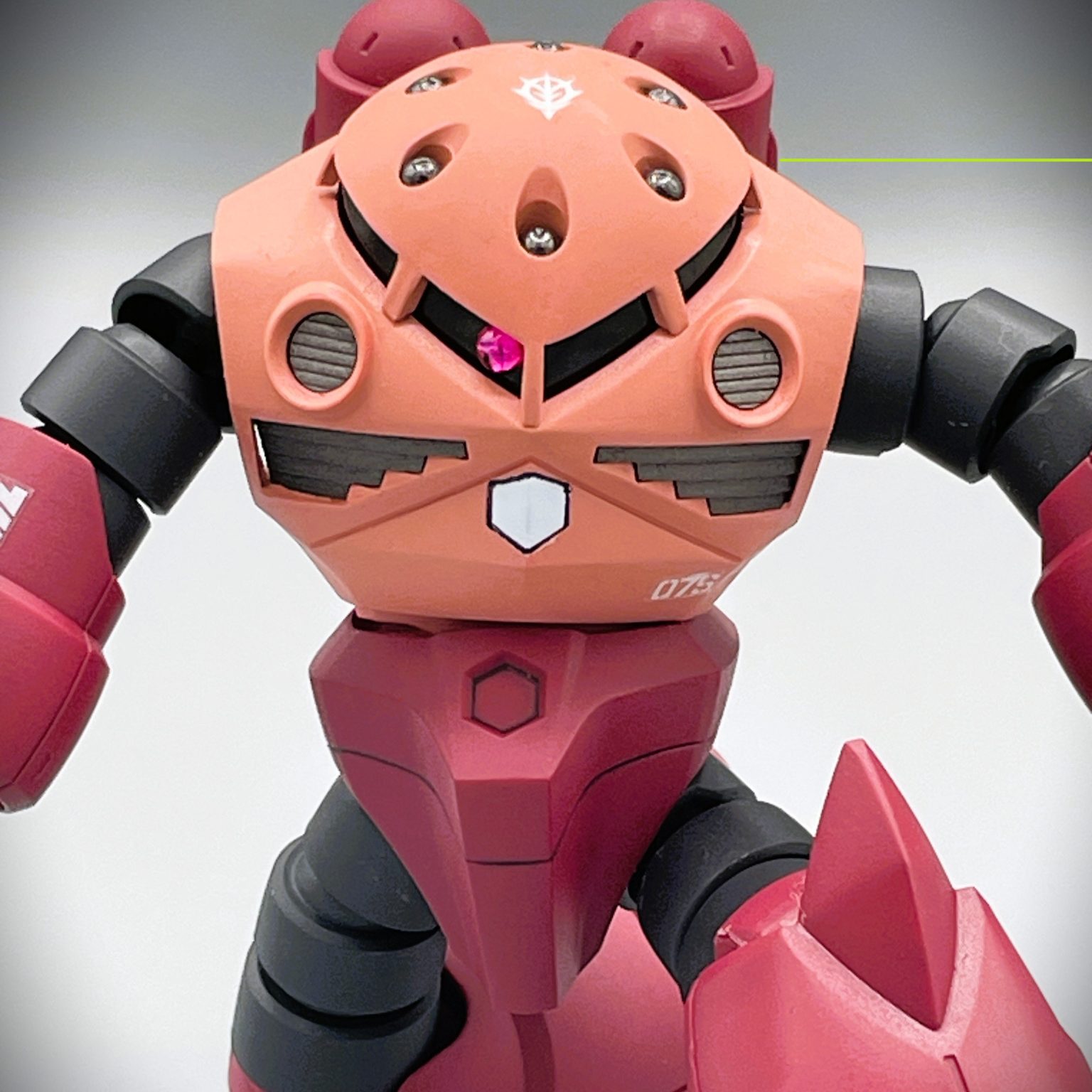 HGUC】シャア専用ズゴック【筆塗り全塗装】｜キャンプラさんの