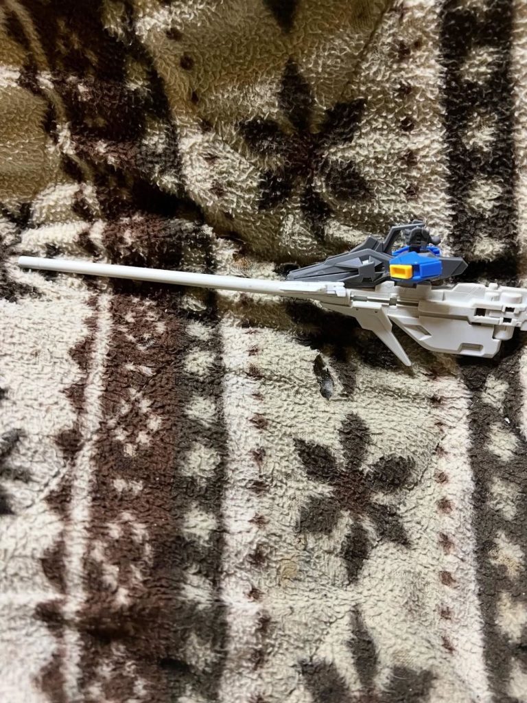 武器はデンドロビウムのライフル？にエアリアルの武器を、付けました(=ﾟωﾟ)ﾉ