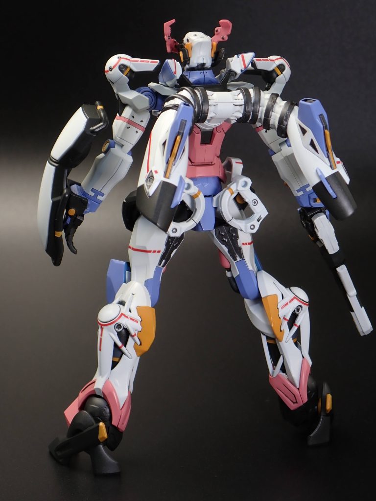 黄色部分に初めてシタデルを使ったりしてかなり楽しめました　筆塗り3連作後にエアブラシに戻ってきましたが結局作業の多くは筆塗り部分塗装でした