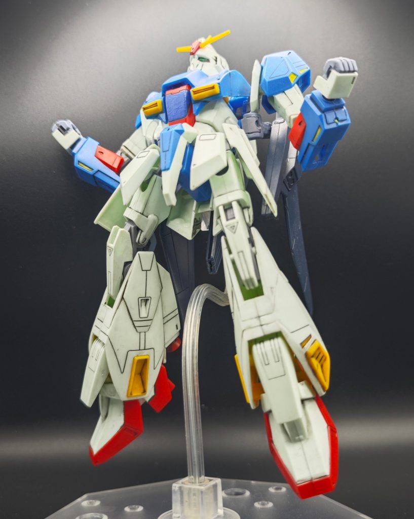 以上、GジェネUR「ZガンダムEX」でした。GジェネURでもピックアップ仕様という事でキットもちょっと特殊なの使ってみました(笑)バリエーションという意味では違うと言えるのかもだけどまぁEXという事でお許しください(zaku-kao4)