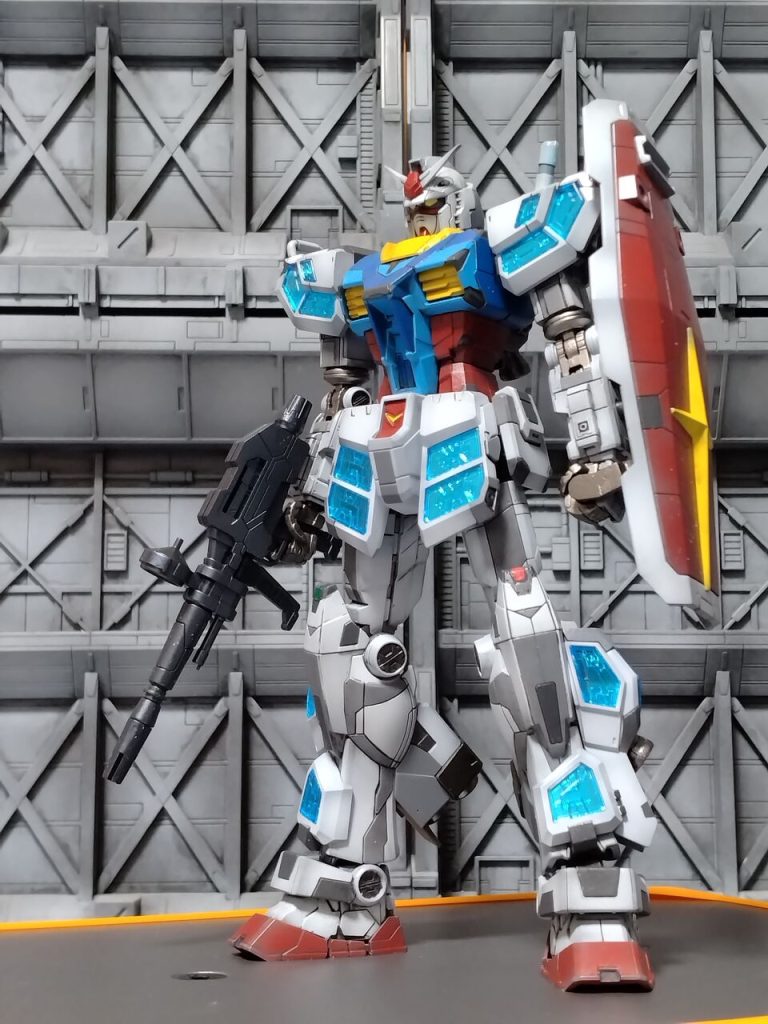 ＲＸ７８Ｆ００／Ｅガンダム（ＥＸ００１グラスフェザー装備）–4枚目/制作者：nikoniko