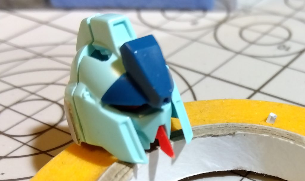 アゴ部分の角度調整。　ちょっと角度をつけました。