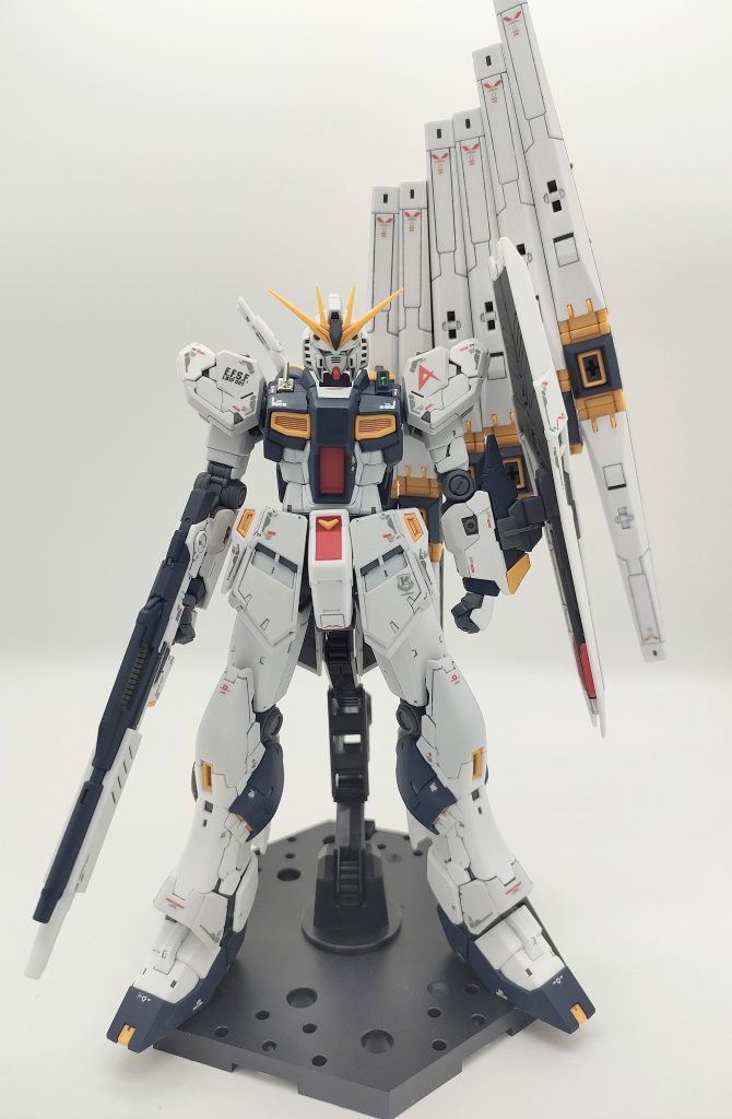 RG νガンダム–4枚目/制作者：GUNHON