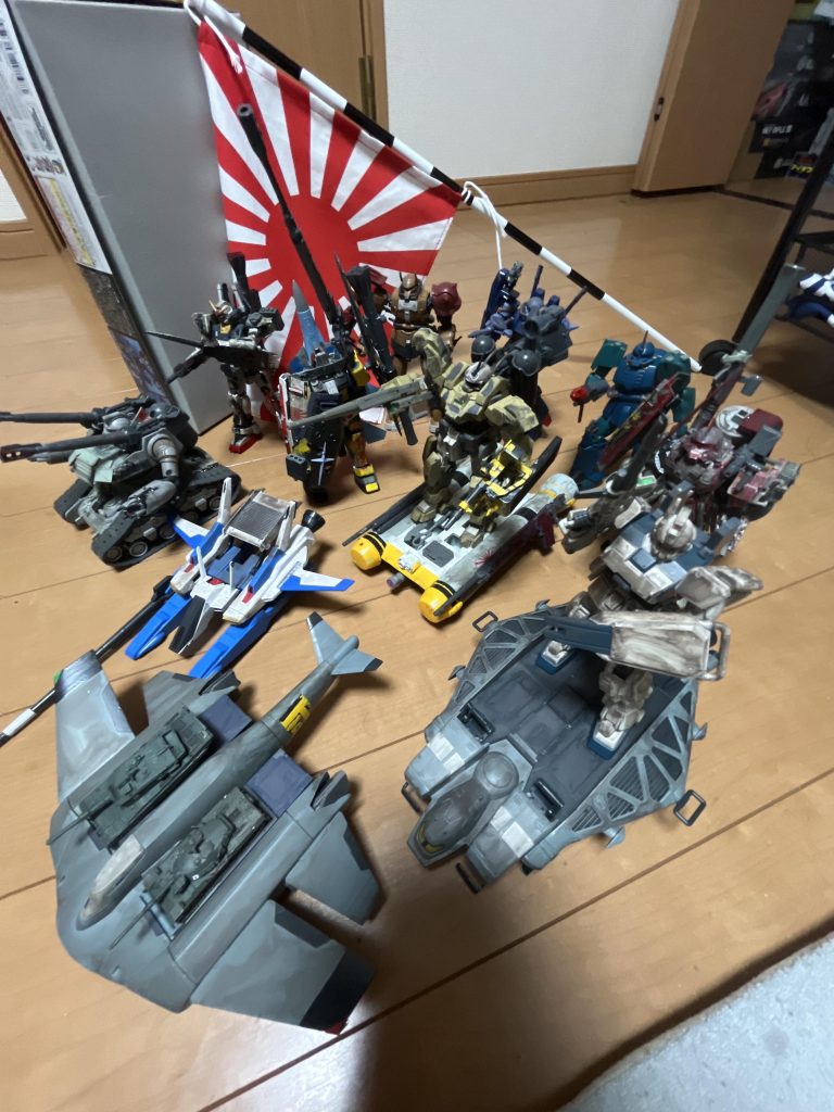 全部一応1/144に統一しているためサイズにはそこまで違和感はない
