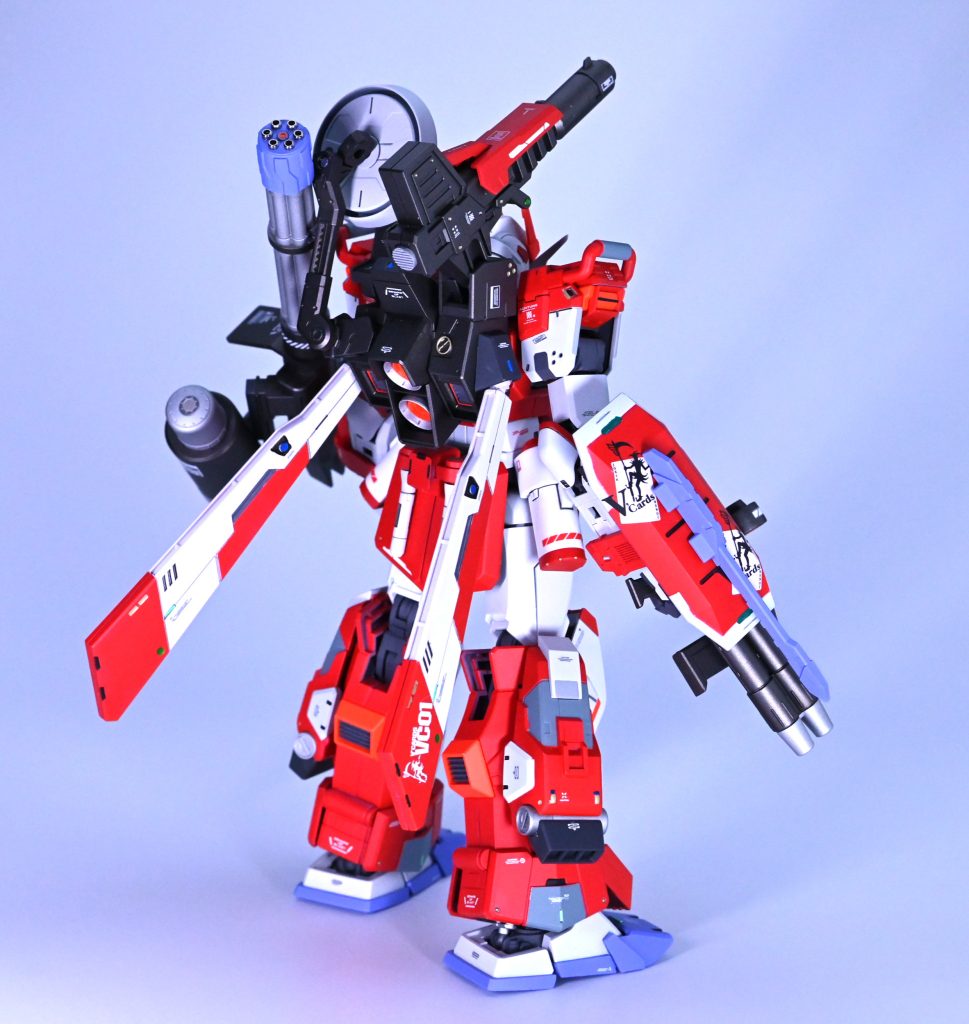 レドームはビルダーズパーツのものを使用 ガトリングの砲塔にはメタルパーツを接着