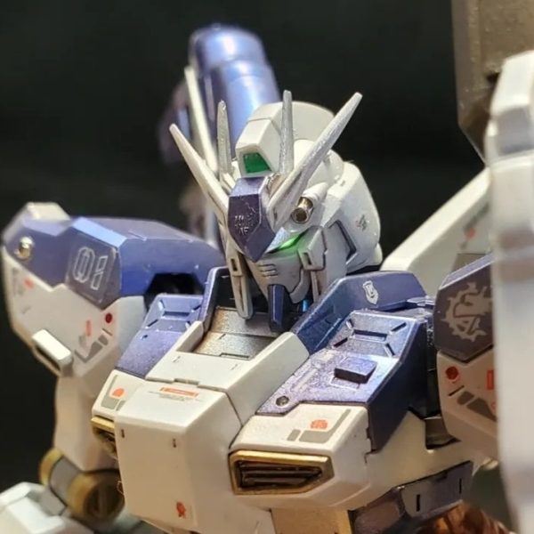 HG Hi-νGUNDAM