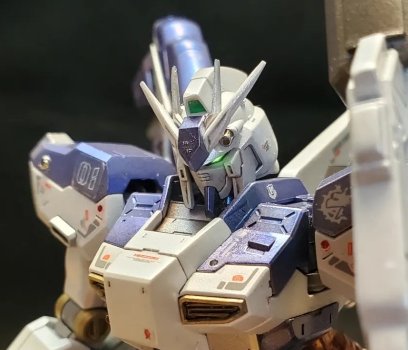 HG Hi-νGUNDAM