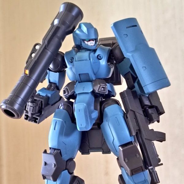久方ぶりの投稿。ここから武装や色を足そうと思います。（1枚目）