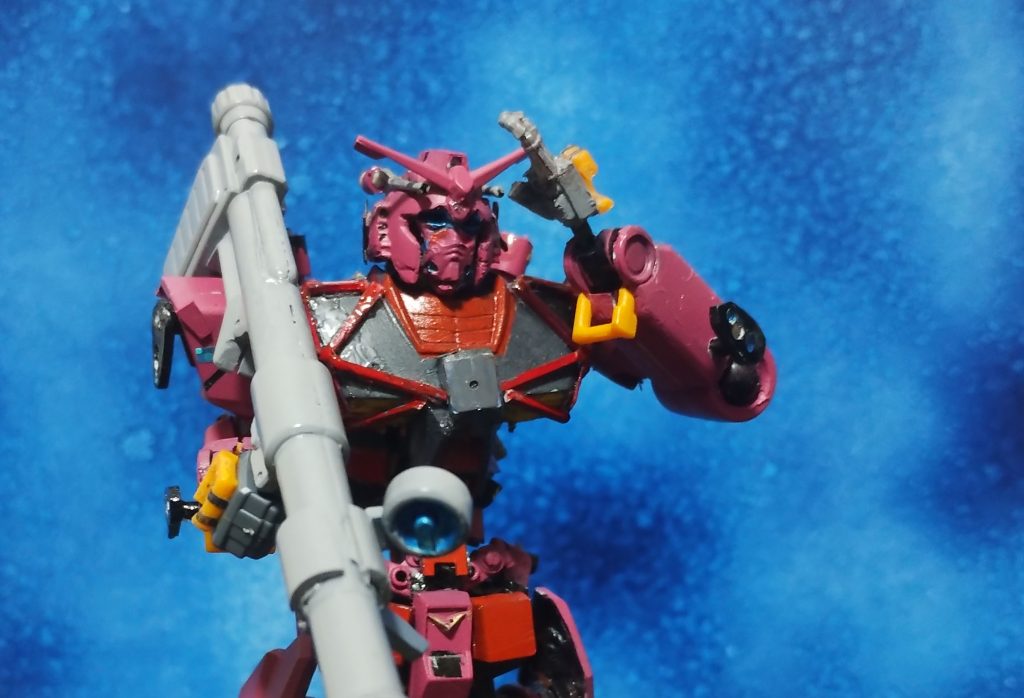 キシリアに敬礼。＊赤いガンダムは旧キットのガンダムの改修（既出）。ザクバズーカが無いのでハイパーバズーカを使用しています。