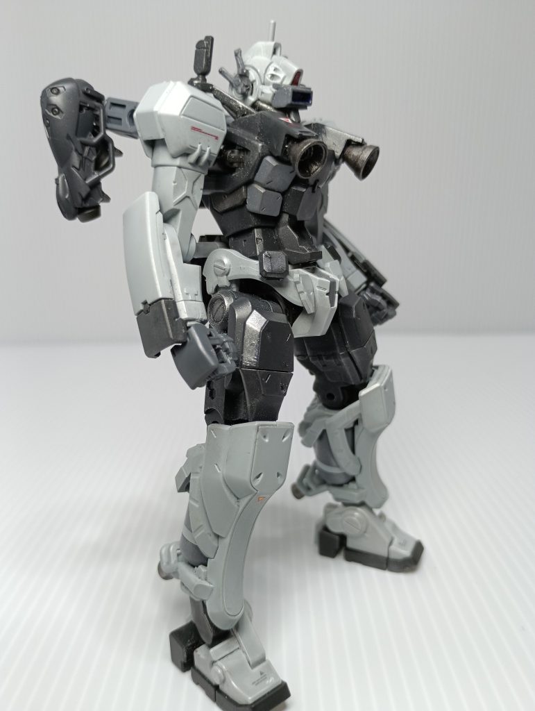 ジークアクス世界の連邦軍が鹵獲したゲルググを特殊任務用に改修した機体のイメージで作成。GMは「ゲルググ・マイナーチェンジ」の略称（こじつけ）