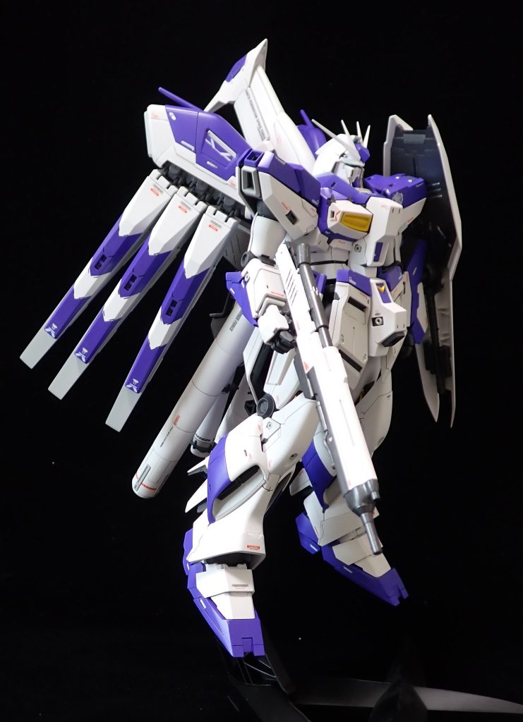 MG Hi－νガンダム–6枚目/制作者：たぬきまつり