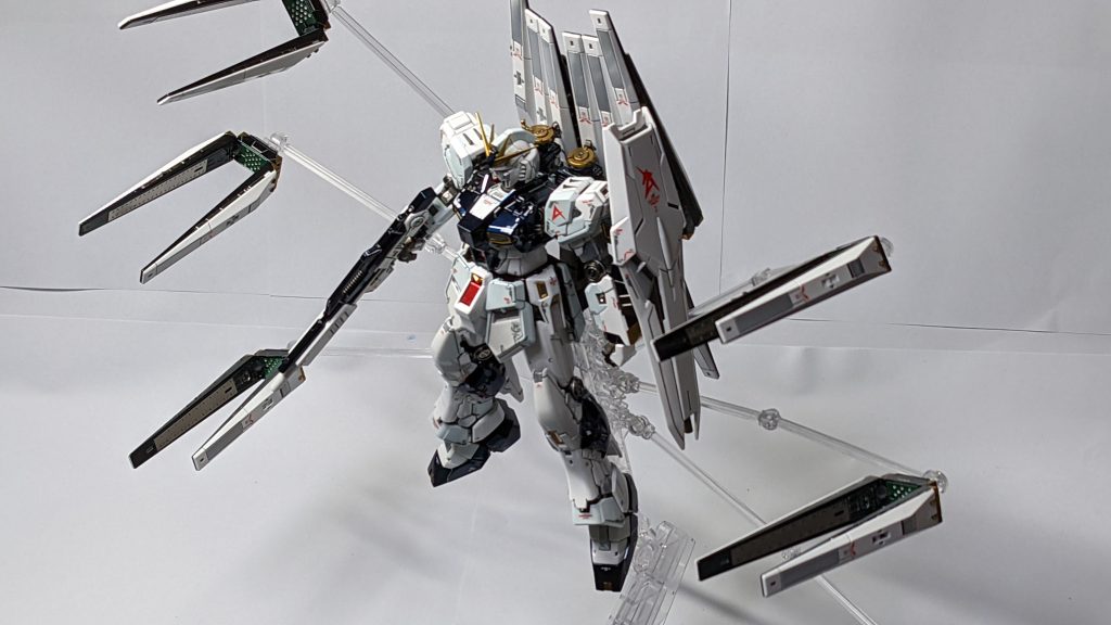 νガンダム–2枚目/制作者：ちのもれの