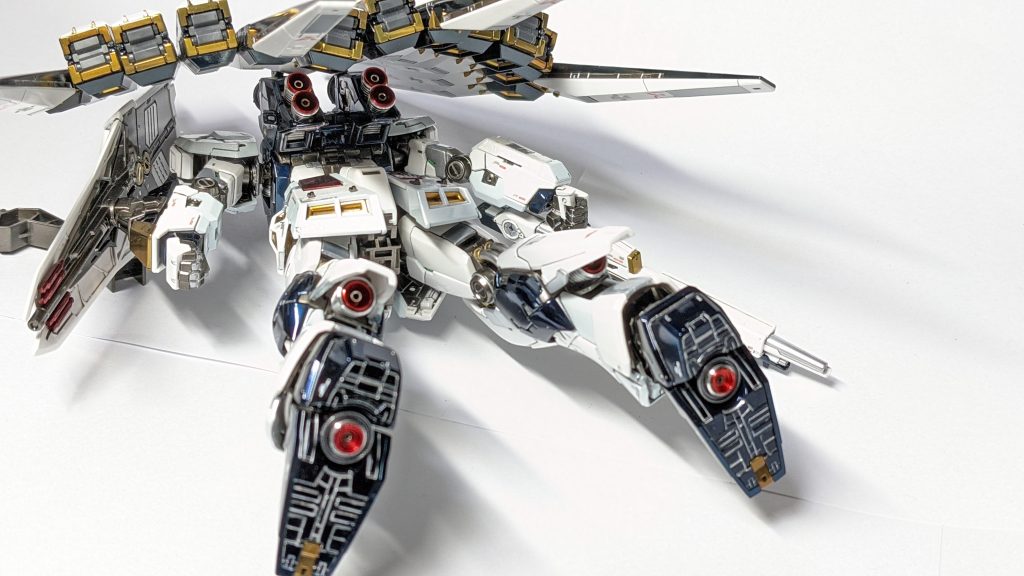 νガンダム–4枚目/制作者：ちのもれの