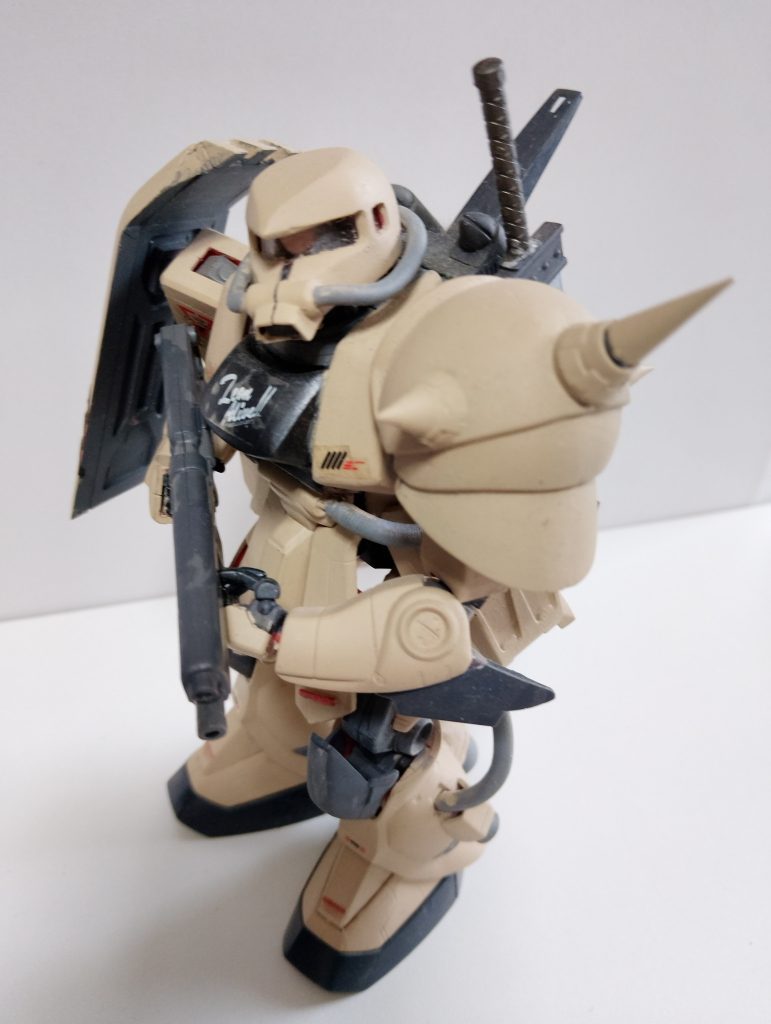 色々やらかしてますが頭部の加工がいまいち不満ですが左手骨折した為、妥協して筆塗り! 