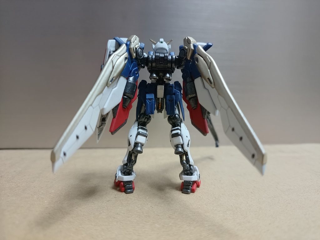 翼は人によって色分けが様々ですね