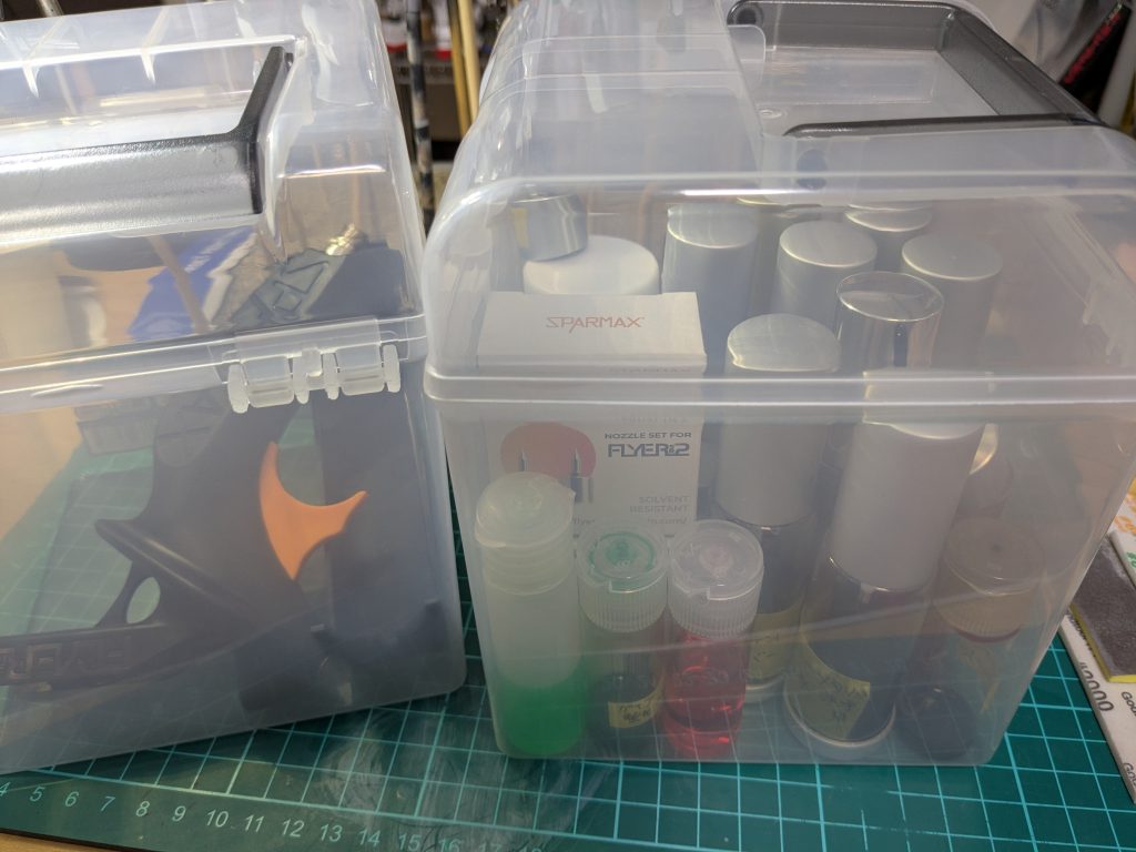 塗装はFLYER-SRがとても便利で助かりました。手入れが簡単で、塗料も残しておけるので塗り忘れもすぐに対処できます。