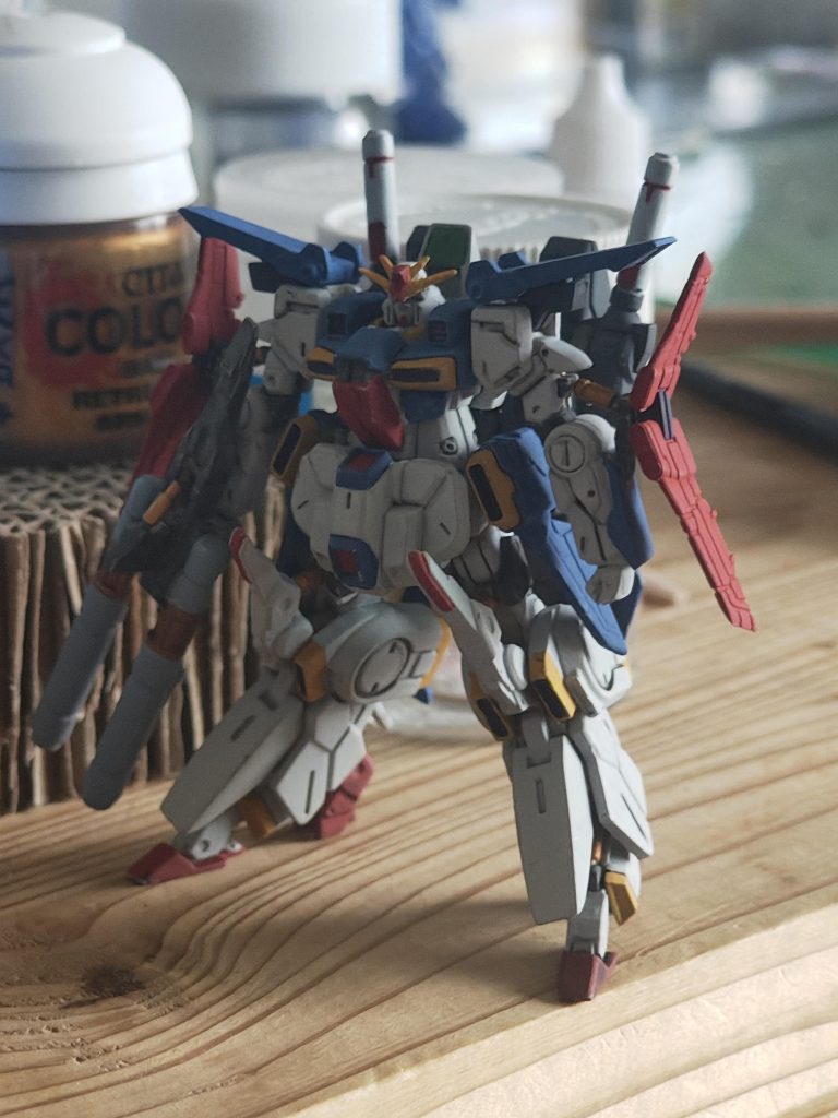 ガイアノーツのグレーサフからシタデルカラーの筆塗り、水性プレミアムトップコートで仕上げました