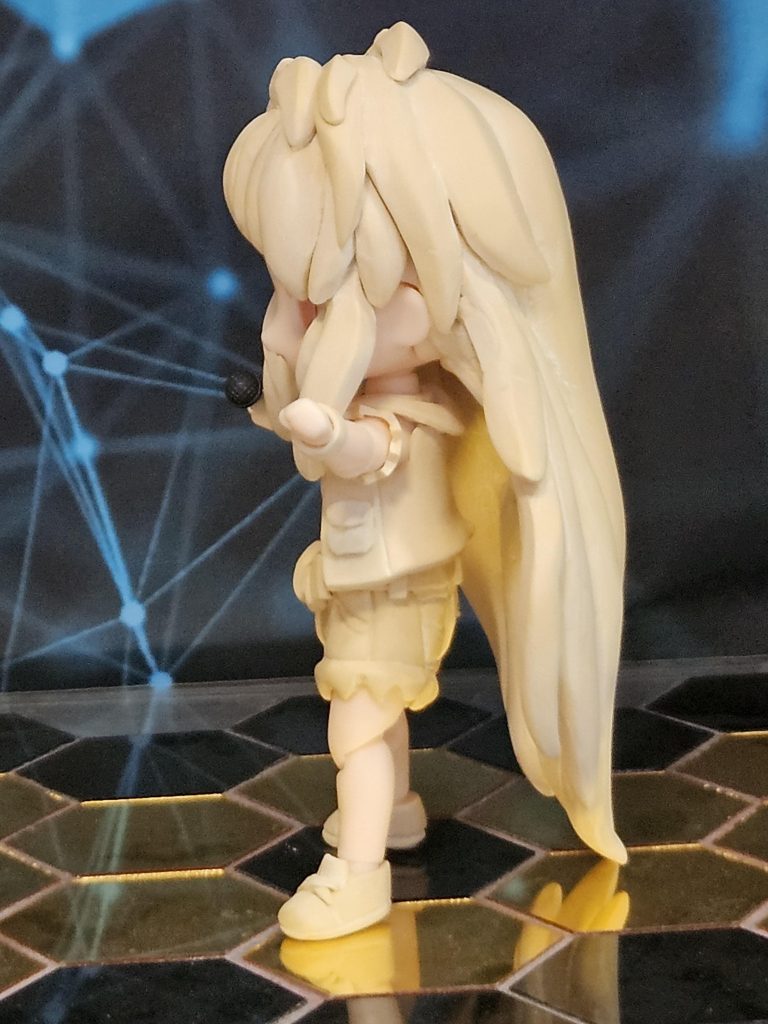 フィギュア作りは大して練習もしてない上にプラモ改造と同じく我流です。