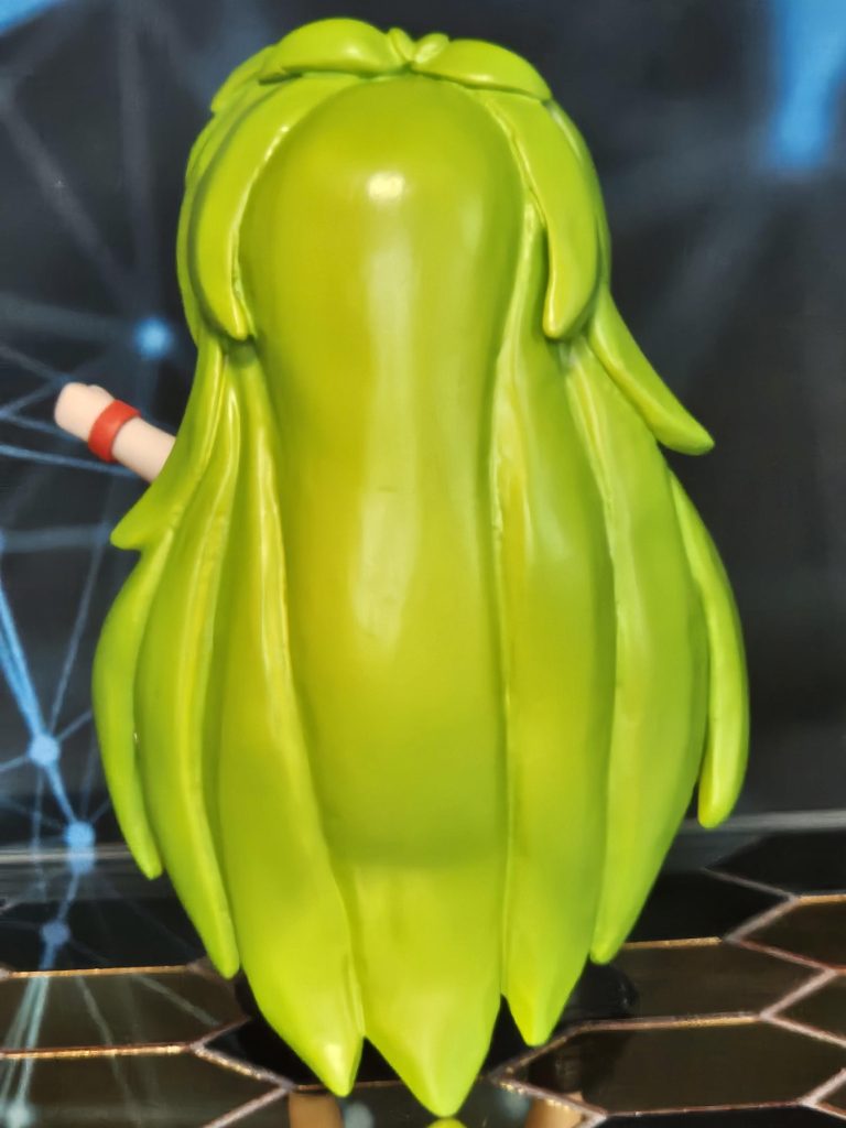 鮮やかな黄緑にグラデーション出来た方かな?