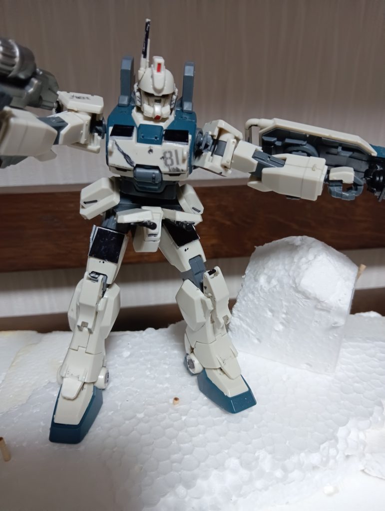 おまけにリアスカートにバルカンが追加