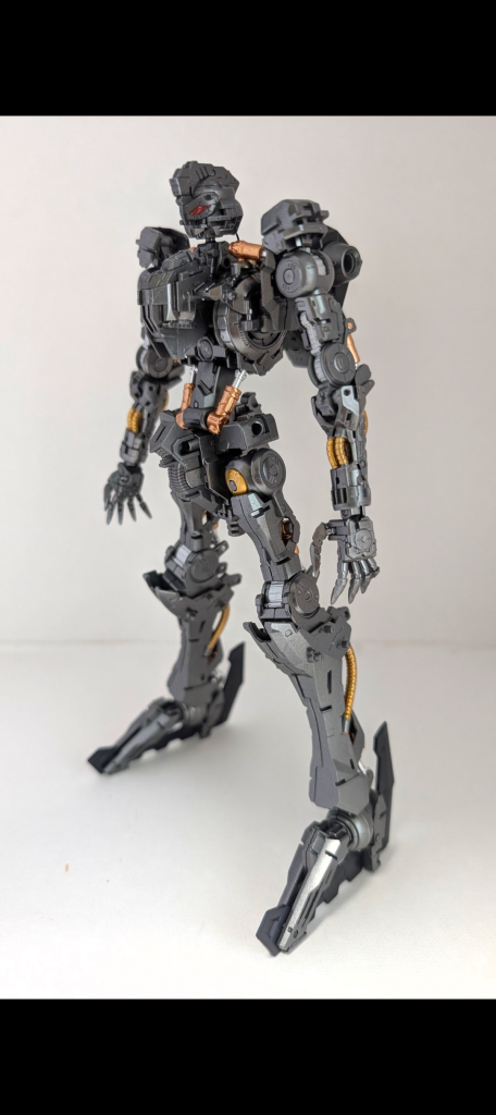 ガンダムフレーム。細かい所までよく出来てます。