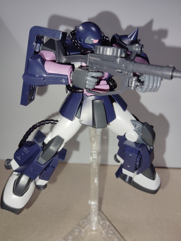 私にとってはプレバンキットの時点でほぼ買えないのは確定、学生の身でありながら機械慣れをしていないので買い方すらわからない…