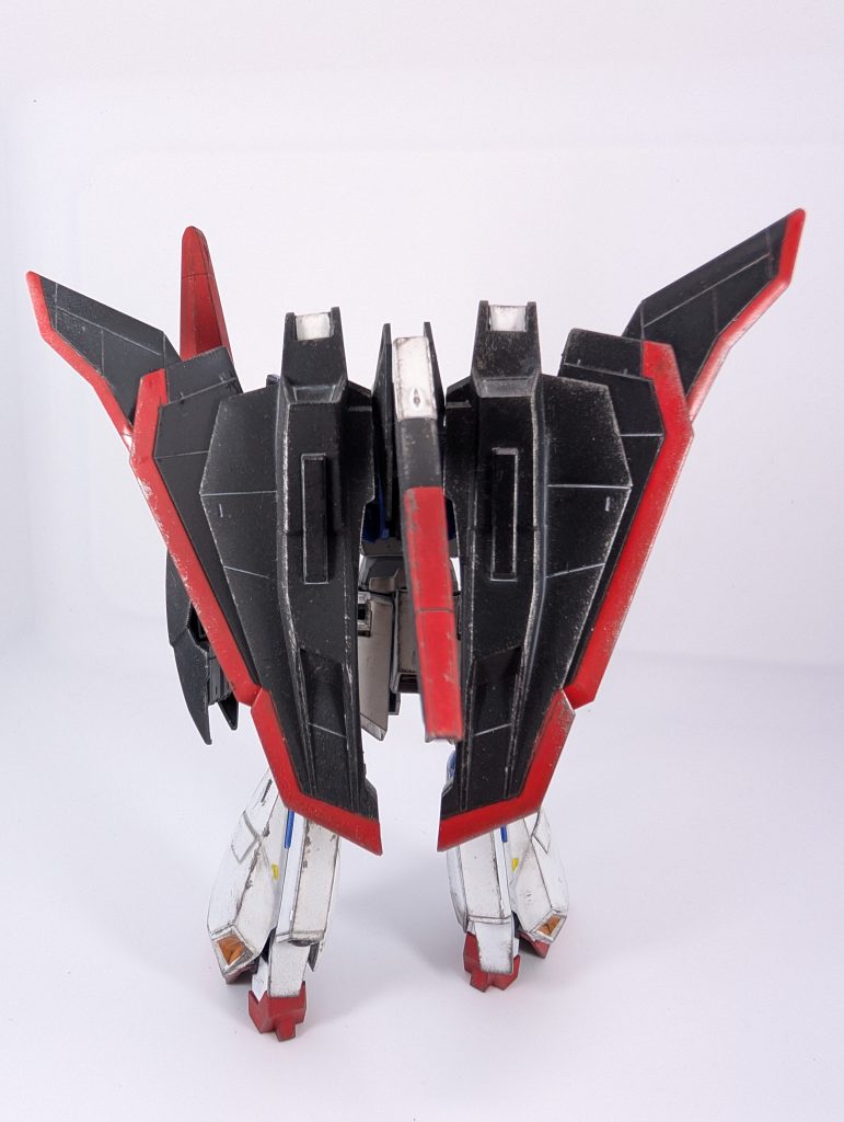 バックパックの赤ラインがなかなか大変でした😅