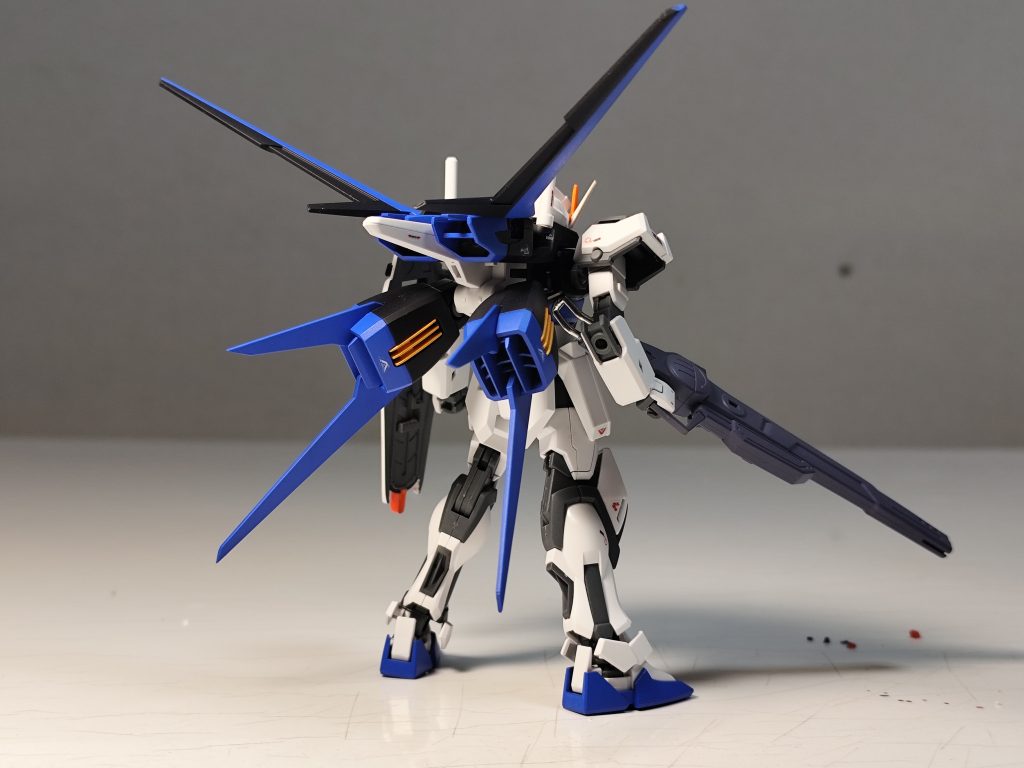 エールストライクガンダム　レールガン装備–3枚目/制作者：もんごれ