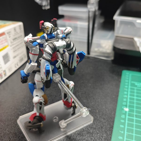 本体は完成、後はライフルとトマホークとシールド🤣（3枚目）